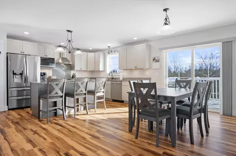 1197 Western Ave, Hampden, ME 04444