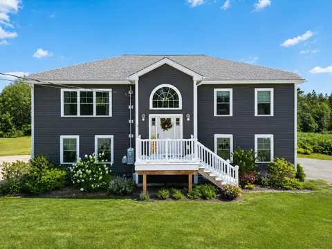 1197 Western Ave, Hampden, ME 04444