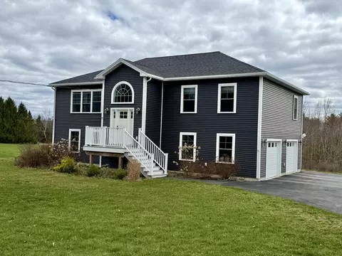 1197 Western Ave, Hampden, ME 04444
