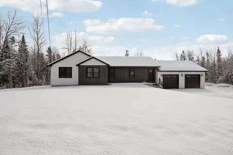 67 Stacey Ln, Kenduskeag, ME 04450