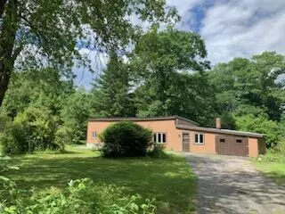 308 Whittier Rd, Farmington, ME 04938