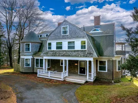 13 Smallidge Point Rd, Bar Harbor, ME 04609