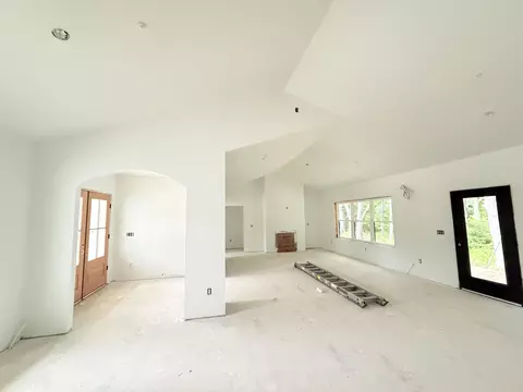 Living - 3 Walker Dr #101, Saco, ME 04072 photo 1 of 4