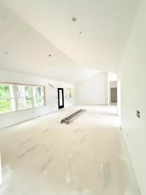 Living - 3 Walker Dr #101, Saco, ME 04072 photo 3 of 4