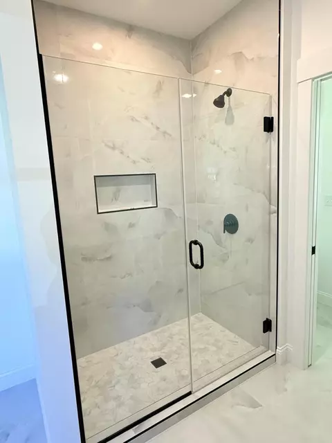 Bath - 3 Walker Dr #101, Saco, ME 04072 photo 3 of 5