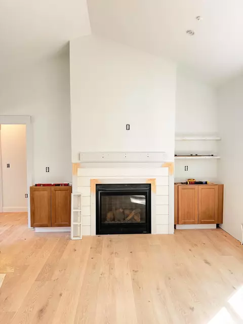 Living - 3 Walker Dr #101, Saco, ME 04072 photo 2 of 4