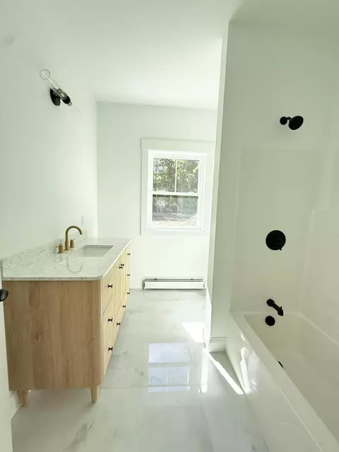 Bath - 3 Walker Dr #101, Saco, ME 04072 photo 2 of 5