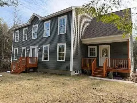 141 Bradbury Rd, Lewiston, ME 04240