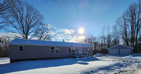 95 N Reynolds Rd, Winslow, ME 04901