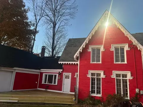 346 N Parish Rd, Turner, ME 04282