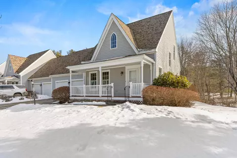9 Gables Dr #9, Yarmouth, ME 04096
