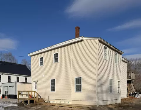 336 Main St, Corinth, ME 04427