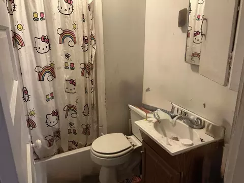Bath - 336 Main St, Corinth, ME 04427 photo 1 of 3