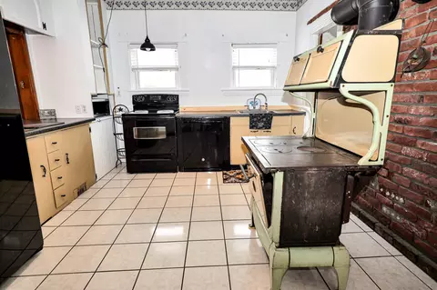 Kitchen - 40 Pine St, Dixfield, ME 04224 photo 2 of 5