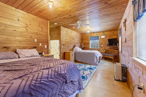 Bedroom - 25 Old Bingham Rd, Solon, ME 04979 photo 2 of 4