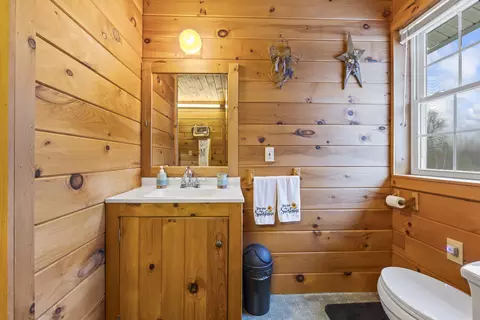 Bath - 25 Old Bingham Rd, Solon, ME 04979 photo 3 of 4