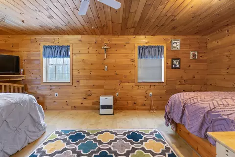 Bedroom - 25 Old Bingham Rd, Solon, ME 04979 photo 3 of 4