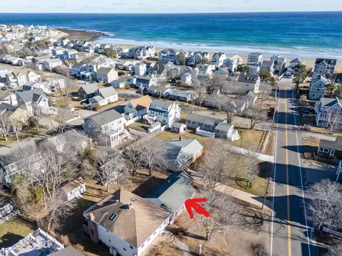 310 Furbish Rd, Wells, ME 04090