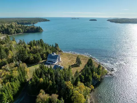 613 Yoho Head Rd, Machiasport, ME 04655