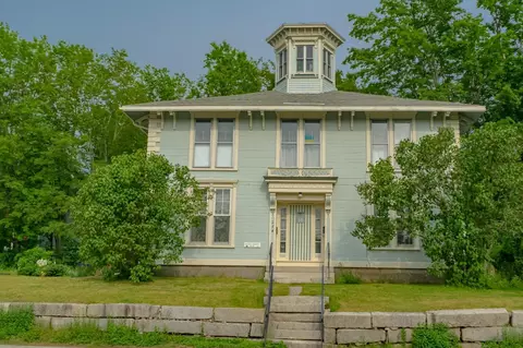 274 Front St, Richmond, ME 04357