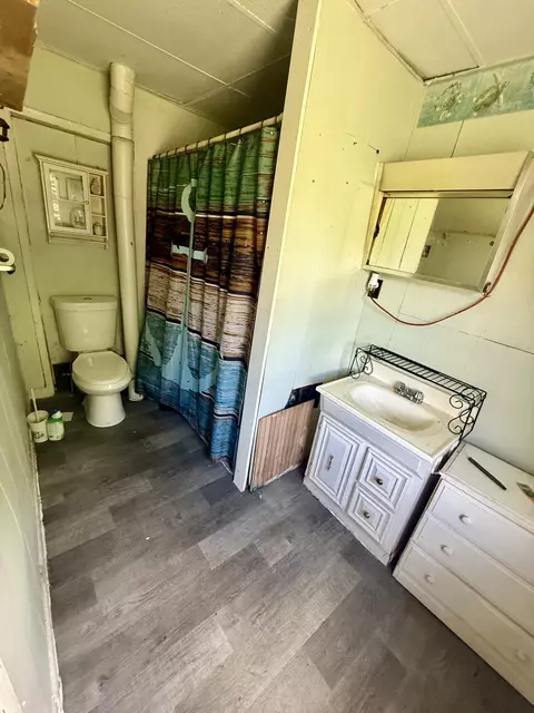 Bath - 6 Case Dr, Lubec, ME 04652 photo 1 of 2