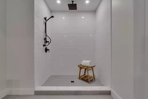 285 Long Swamp Rd, Berwick, ME 03901