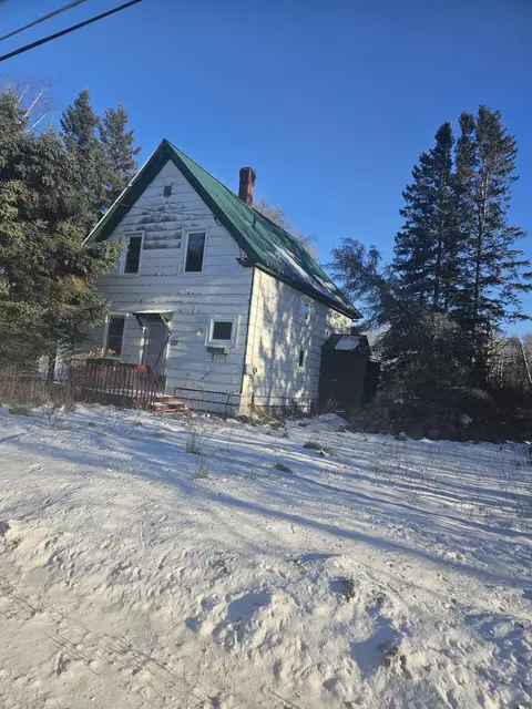 123 Forest Ave, Fort Fairfield, ME 04742