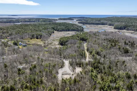 001 Popham Rd, Phippsburg, ME 04562