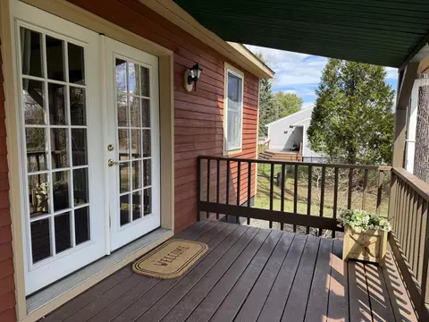 56 Booker St, Thomaston, ME 04861