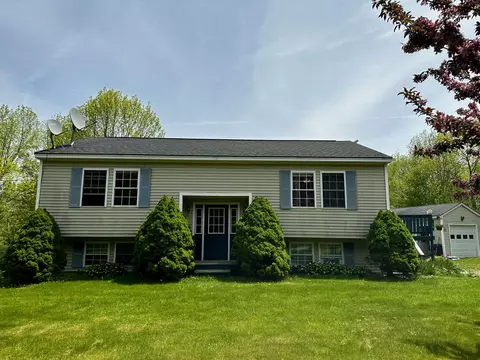 10 Morrow Hill Rd, Searsmont, ME 04973