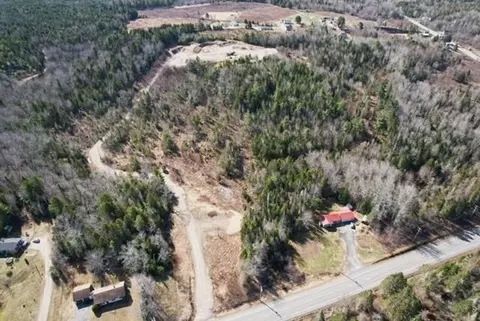 1014 Us Route 1, Jonesboro, ME 04648