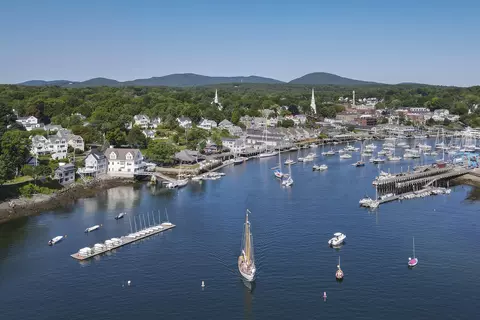 6 Bay Rd, Camden, ME 04843