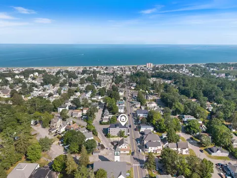 88 Union Ave #301, Old Orchard Beach, ME 04064