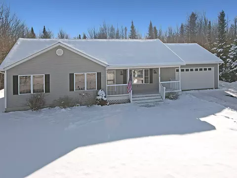 30 Tamarac Rd, Ellsworth, ME 04605