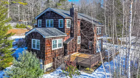 57 Town Farm Rd, Harrison, ME 04040