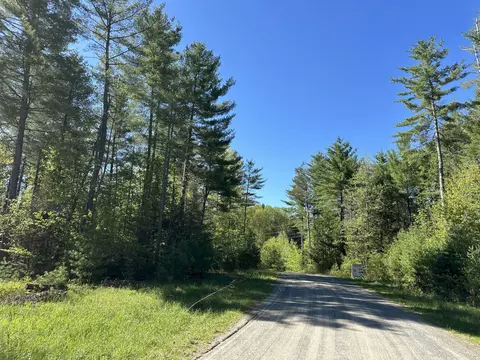 6 Coburn Avenue # m4, Skowhegan, ME 04976