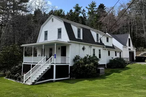58 Hendricks Hill Rd, Southport, ME 04576