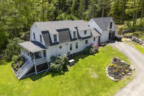 58 Hendricks Hill Rd, Southport, ME 04576