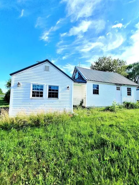 19 Glendale Rd, Caribou, ME 04736