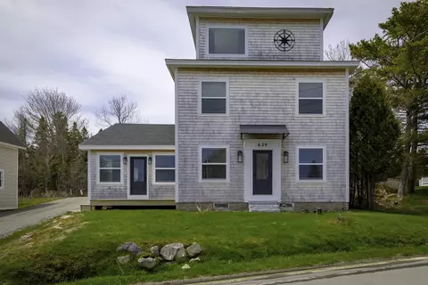 639 Corea Rd, Gouldsboro, ME 04607
