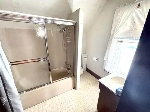 Bath - 34 Lincoln St, Millinocket, ME 04462 photo 1 of 1