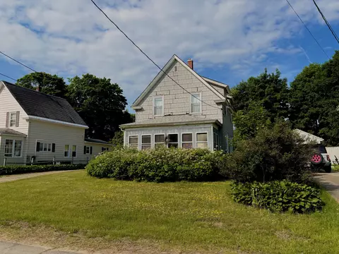Exterior - 34 Lincoln St, Millinocket, ME 04462 photo 2 of 8