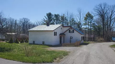 29 Oak St, Bucksport, ME 04416