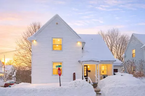 201 Knox St, Rumford, ME 04276