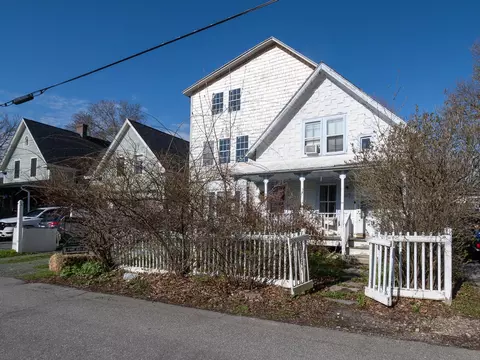 67 School St, Bar Harbor, ME 04609