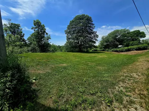 610 Stream Rd, Winterport, ME 04496