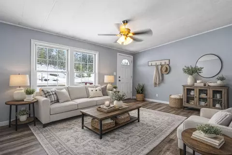 575 Main Rd, Westport Island, ME 04578