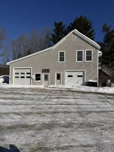 4 Parsonage Rd, North Yarmouth, ME 04097