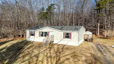38 Hume Ln, Gardiner, ME 04345