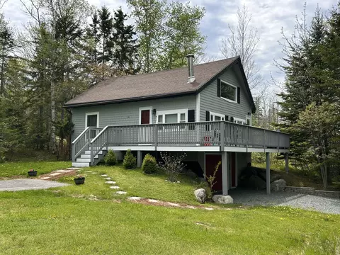 26 Hummingbird Ln, Bar Harbor, ME 04609
